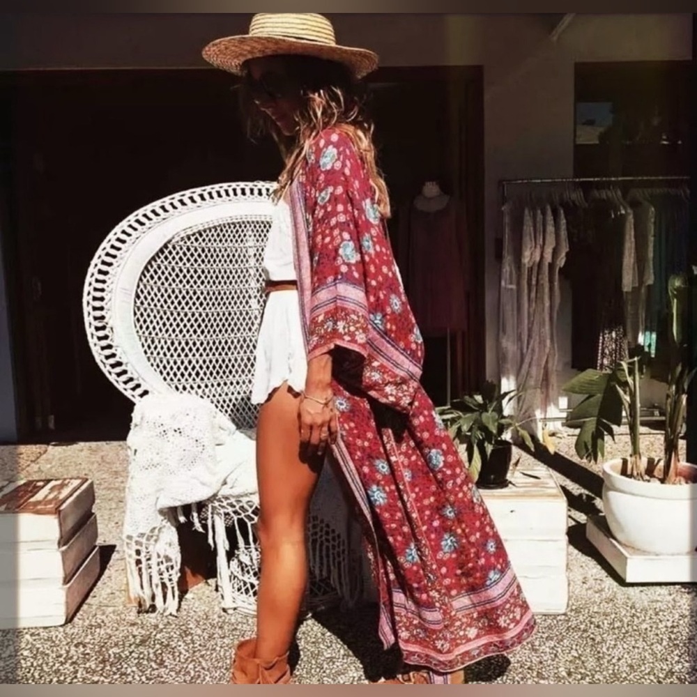 Spell and the Gypsy Wine Folktown Kimono Vintage OS